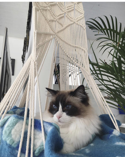 Handmade Cat Nest - Woven Design